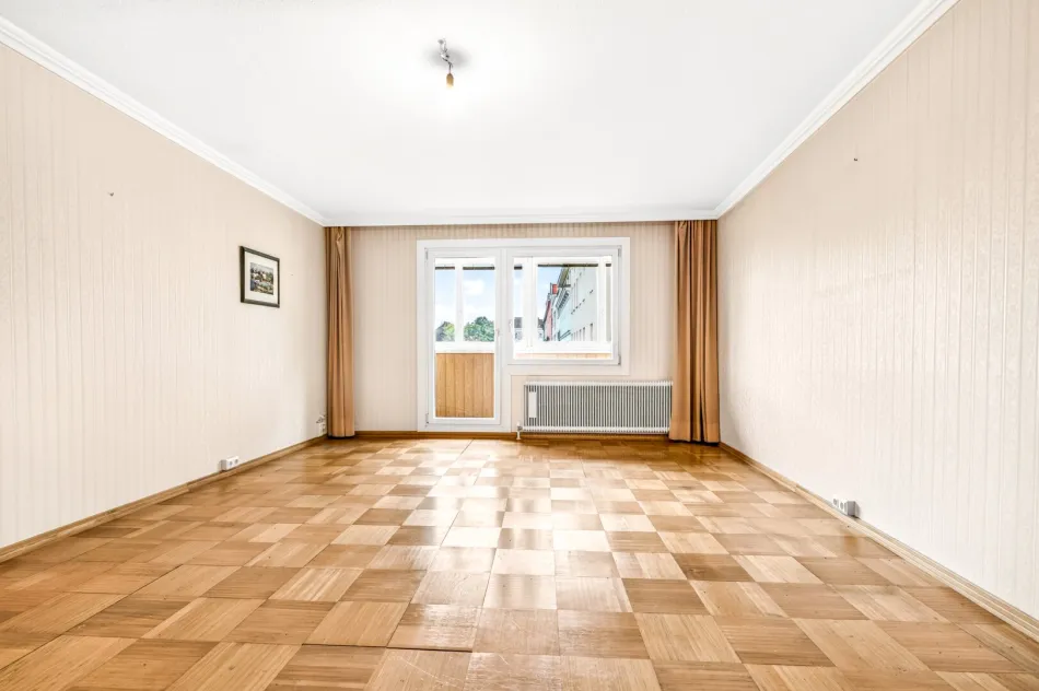 Familie oder WG: 5 einzeln begehbare Zimmer auf ca. 123 m², U-Bahn-Nähe - Titelbild