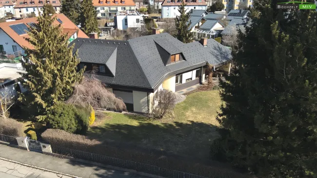 Architektonisches Raumwunder in Bestlage Knittelfelds: Repräsentatives Familiendomizil mit Wellness-Faktor - Titelbild