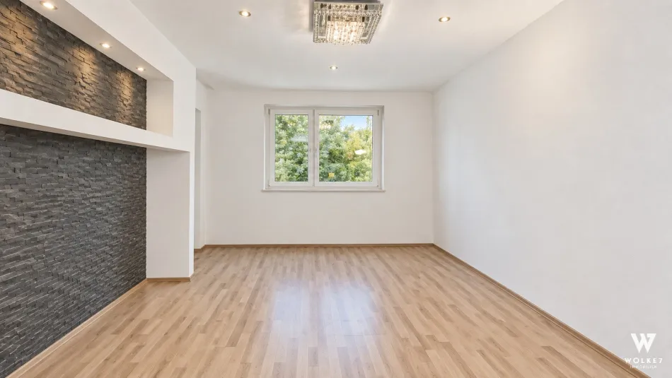 Modernisierte 4-Zimmer-Wohnung mit Loggia und Parkblick I Nahe Donauinsel und Donaukanal - Bild