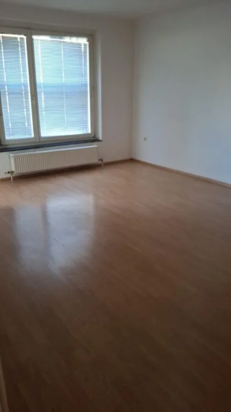 Sanierungsbedürftige 2 Zimmer Wohnung in der Taubergasse/Hernalser Hauptstraße in 1170 Wien