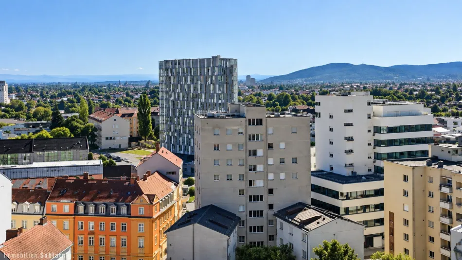GRAZ ZU FÜSSEN! 120 m² Wohnung mit einzigartigem 360°-Panoramablick über die Stadt! - Bild