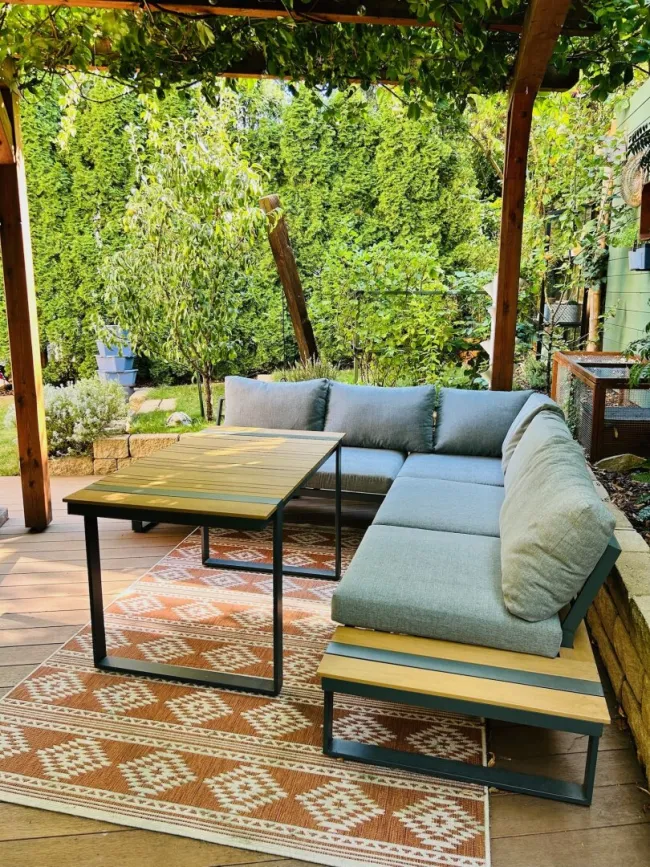 Gartenmaisonette mit Altbauflair | 87 m² + 74 m² Garten + 16 m² überdachte Terrasse & Wintergarten | 1130 Wien - Titelbild