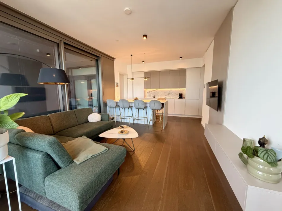 Exklusives Wohnen über der Donau - Voll ausgestattete 2,5-Zimmer-Wohnung in den DANUBEFLATS zur Miete! - Titelbild