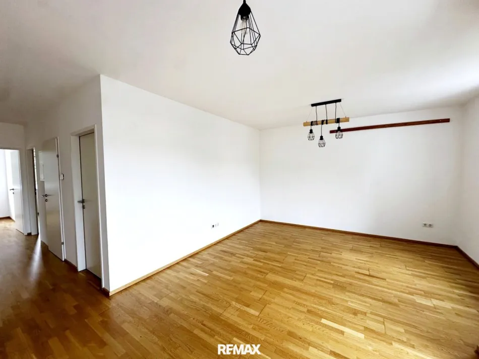 Moderne 3-Zimmer-Wohnung mit Parkplatz in Bad Schallerbach - Bild