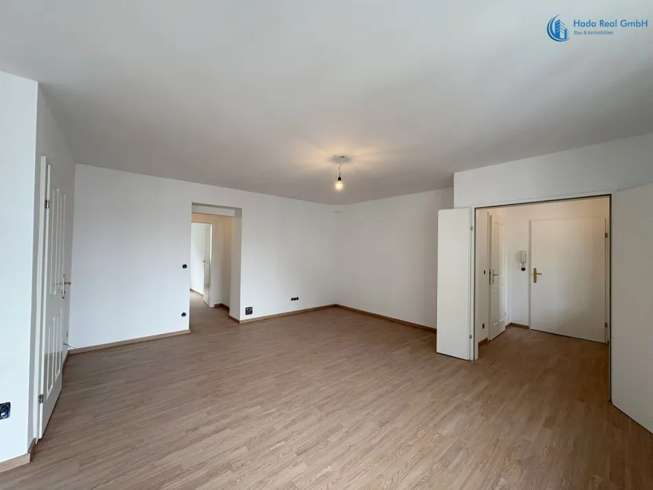 3-Zimmer-Wohnung mit Lift und Stadtblick in 1100 Wien - Bild