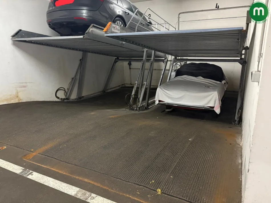 4 Garagenplätze (Stapelparksystem) - Bild