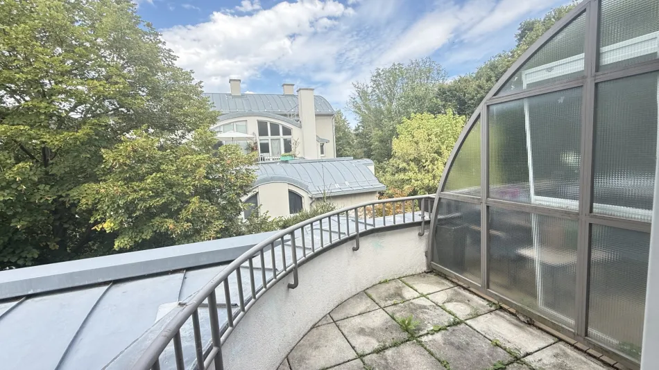 5-Zimmer-Wohnung mit FREIFLÄCHE in ruhiger Lage nahe dem Auhofcenter / Hadersdorf! - Titelbild