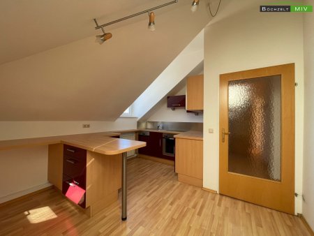 helle Mietwohnung mit Küche und Carport ++ mitten in Knittelfeld ++