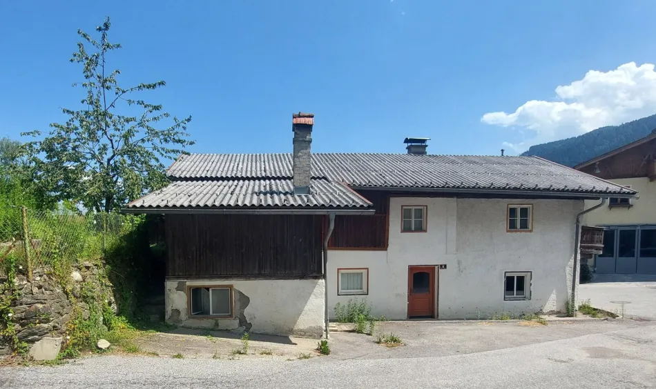 Altes Bauernhaus in Tulfes, mit Stadl / Stall und Garten – sanierungsbedürftig! - Titelbild