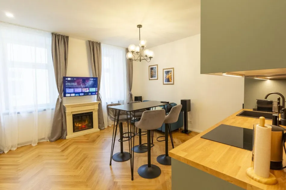 Stylische 2 Zi Wohnung (topsaniert) - Bild