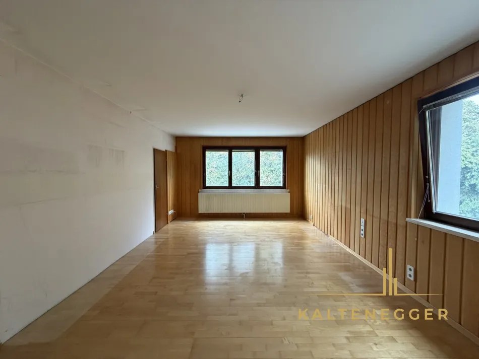2-Zimmer-Wohnung mit Sanierungspotenzial in begehrter Lage nahe Schönbrunn - Titelbild