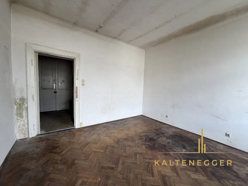 Sanierungsbedürftige Altbauwohnung mit Potenzial in 1100 Wien - Bild