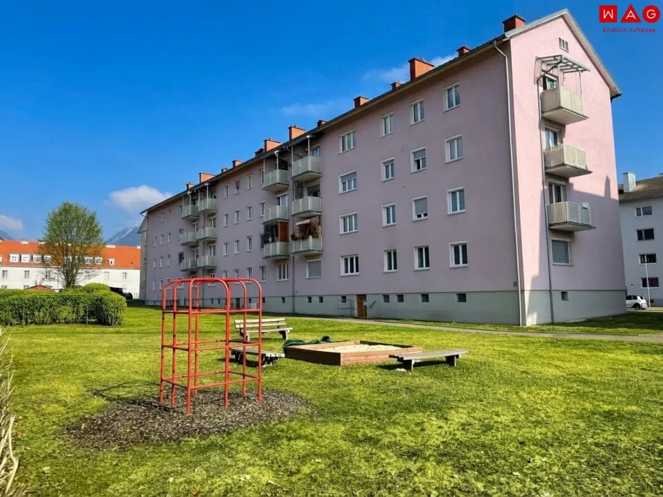 2-Zimmer Wohnung mit Balkon im Grünen - Titelbild