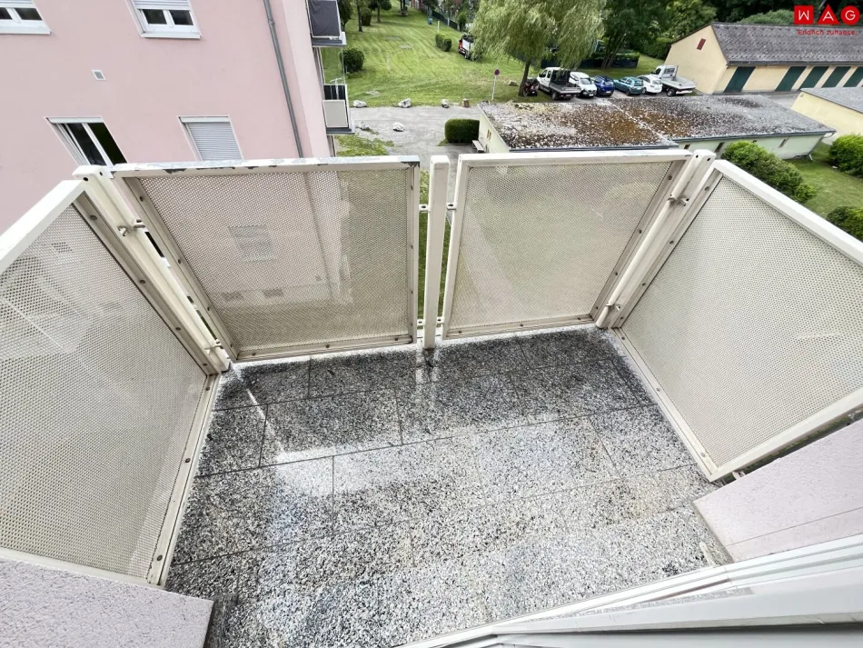 2-Zimmer Wohnung mit Balkon im Grünen - Bild