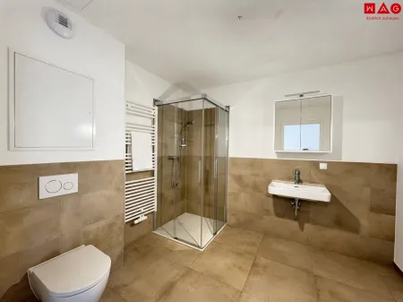Badezimmer KI eingerichtet