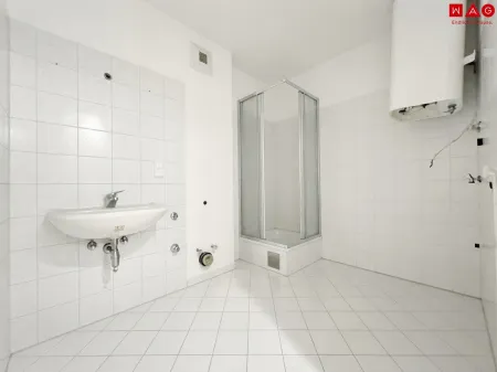 Badezimmer KI-bearbeitet