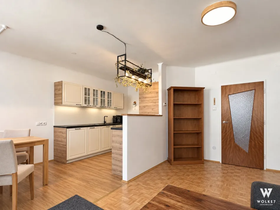 Helle 2-Zimmerwohnung zentral in 1210 Wien: Loggia | 2022 saniert | Sofort bezugsfertig - Titelbild