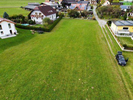 Sonniges Baugrundstück mit privater Zufahrt in +++ Seckau +++