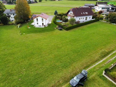 Sonniges Baugrundstück mit privater Zufahrt in +++ Seckau +++
