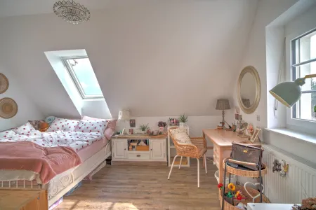 Zimmer 2 OG