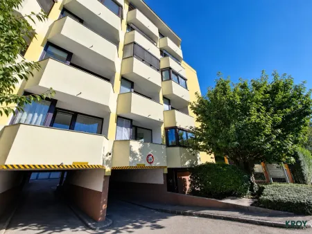 Haus-Straßenansicht