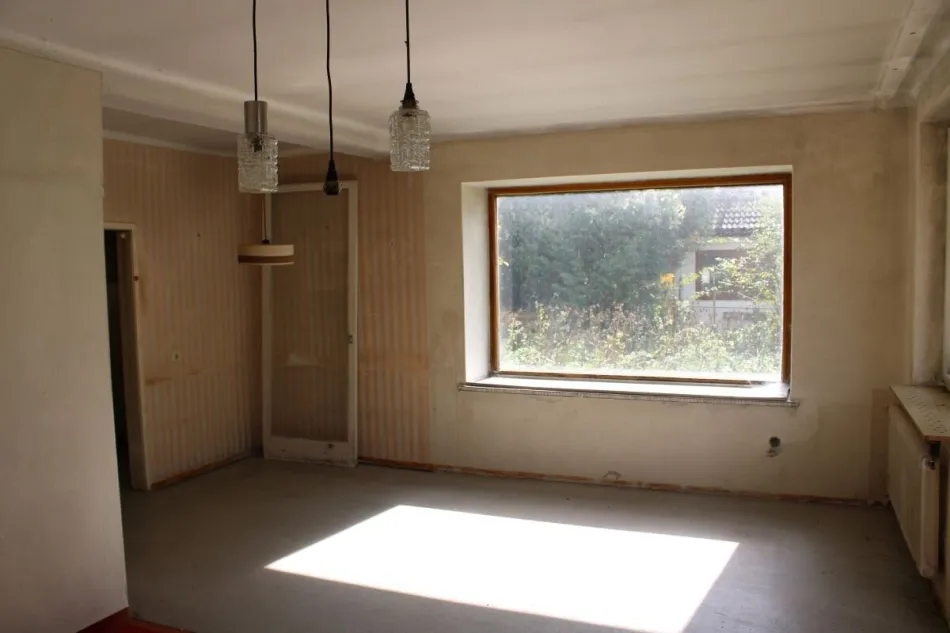 Sanierungsbedürftiges Einfamilienhaus mit Nebengebäuden in 8612 Unterort - Tragöss - Bild