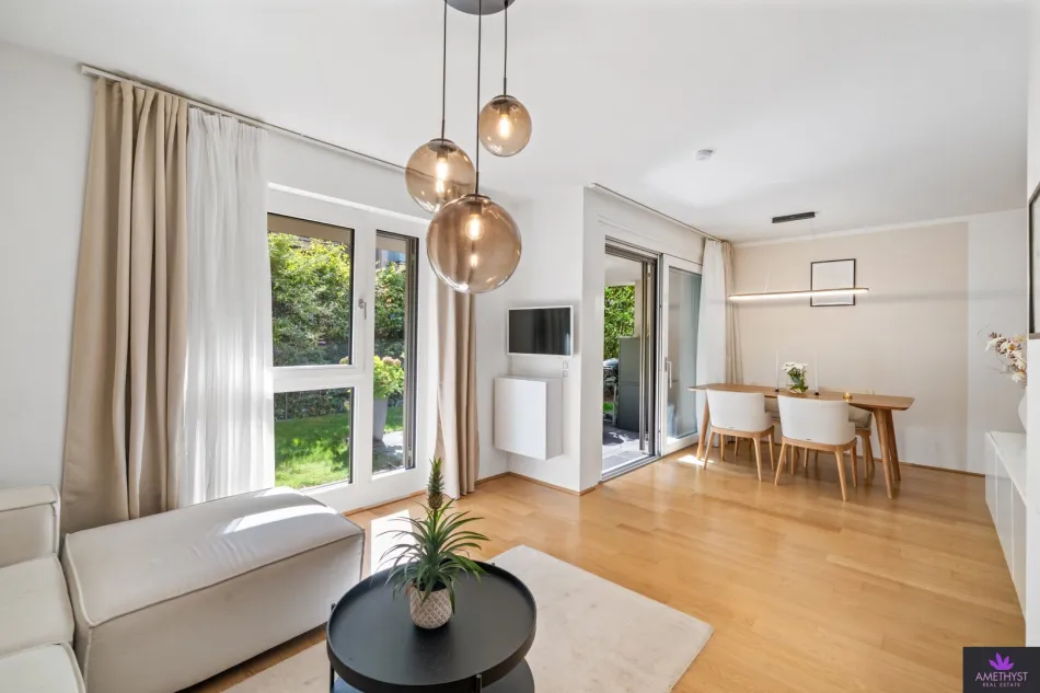 Außergewöhnlich schöne, moderne Gartenwohnung in Gersthof – Niedrigenergiestandard, 2 Terrassen, Garten & Tiefgarage - Bild