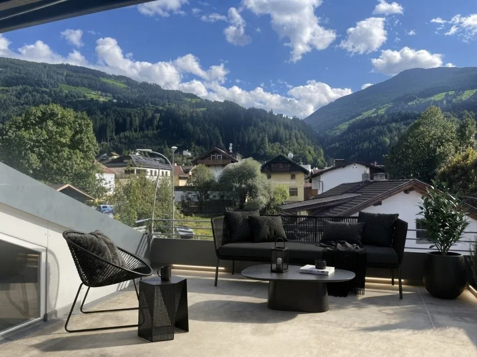 Wattens: Großzügiges Designer-Loft mit ca. 125,98 m² – eine Wohnung, wie man sie heute kaum noch findet, ein seltenes Juwel im Zentrum - Bild