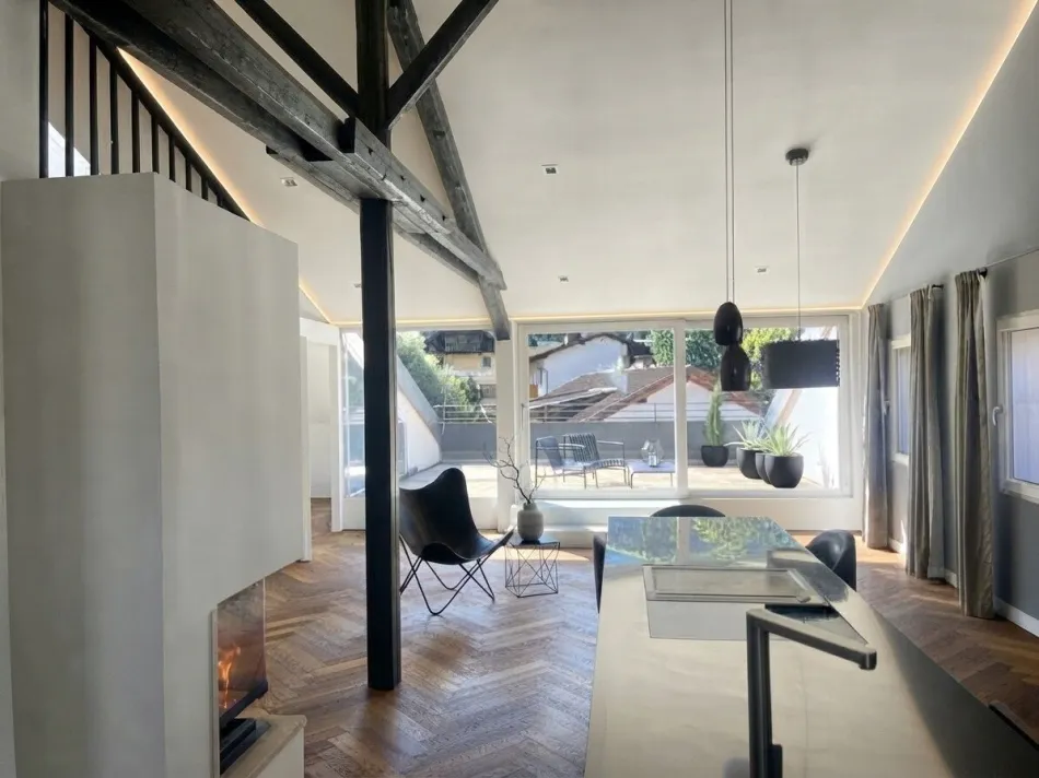 Wattens: Großzügiges Designer-Loft mit ca. 125,98 m² – eine Wohnung, wie man sie heute kaum noch findet, ein seltenes Juwel im Zentrum - Titelbild