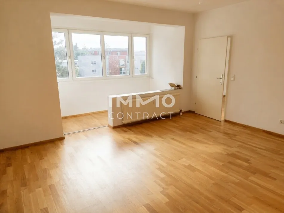 Gepflegte 76m² Wohnung mit verglaster Loggia in Steyr -Ennsleite - Titelbild