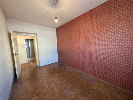 Zimmer 1: ca. 10,4 m²