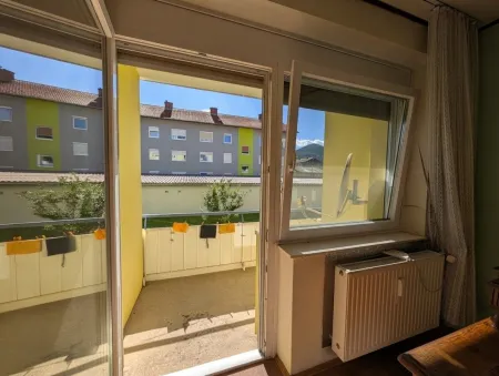 Zugang Balkon