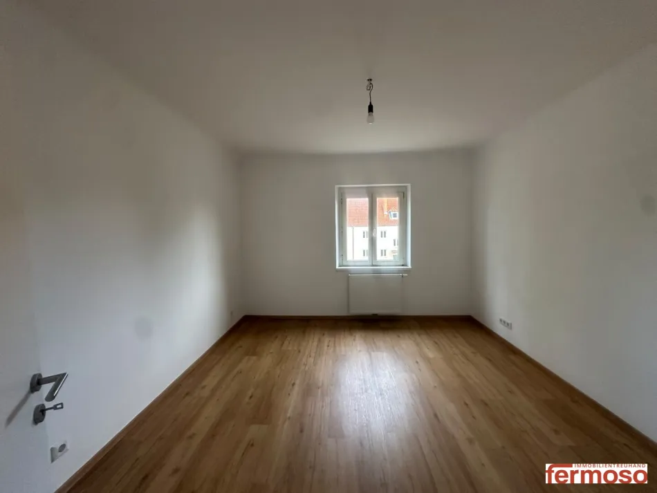 Charmante 2-Zimmer Wohnung mit Grünblick in Ebergassing – Miete nur 715 €! - Bild