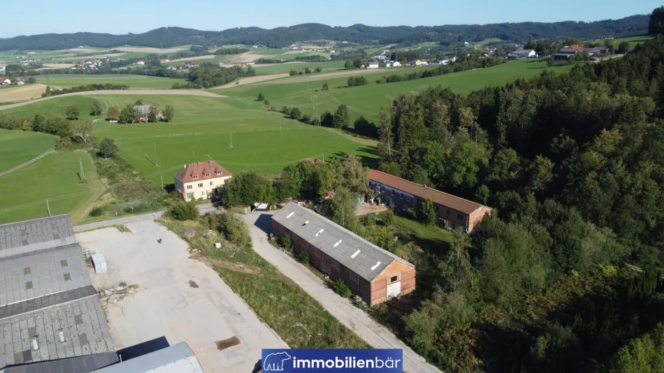 GEWERBEAREAL EBERSCHWANG - Mit Bestandslagerflächen sowie Außenlager - Titelbild