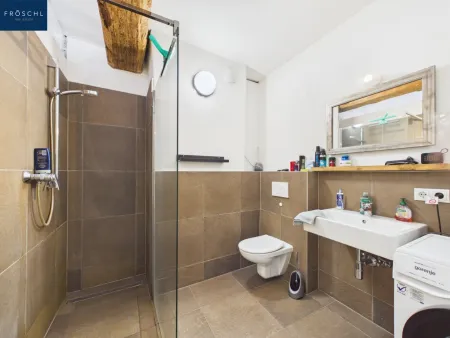 Blick ins Badezimmer - Pic 1