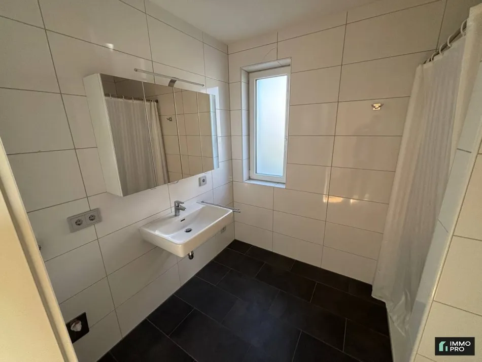 #WOHNUNG #EIGENGARTEN #MIETE #KLAGENFURT #HANS-SACHS-STR. 32/ TOP 4 #ROSENEUM - Bild