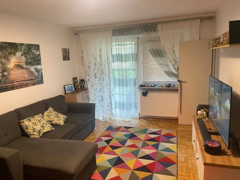 Gemütliche 2-Zimmer-Wohnung mit Balkon - Titelbild