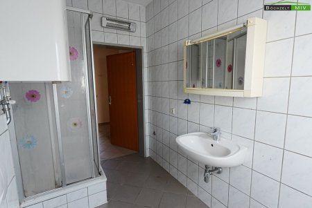 ++ STARTERWOHNUNG ++ teilmöblierte Wohnung in Spielberg