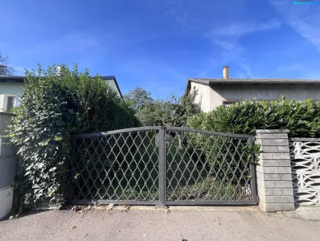 Stellplatz Garten zufahrt