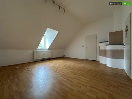 geräumige Mietwohnung mit möblierter Küche - Nahe Stadtzentrum Knittelfeld
