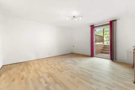Zimmer 2 KG
