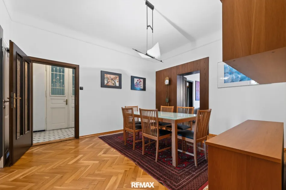 Altbaucharme über den Dächern von Graz – großzügige 111 m² Wohnung mit Balkon in Jakomini - Bild