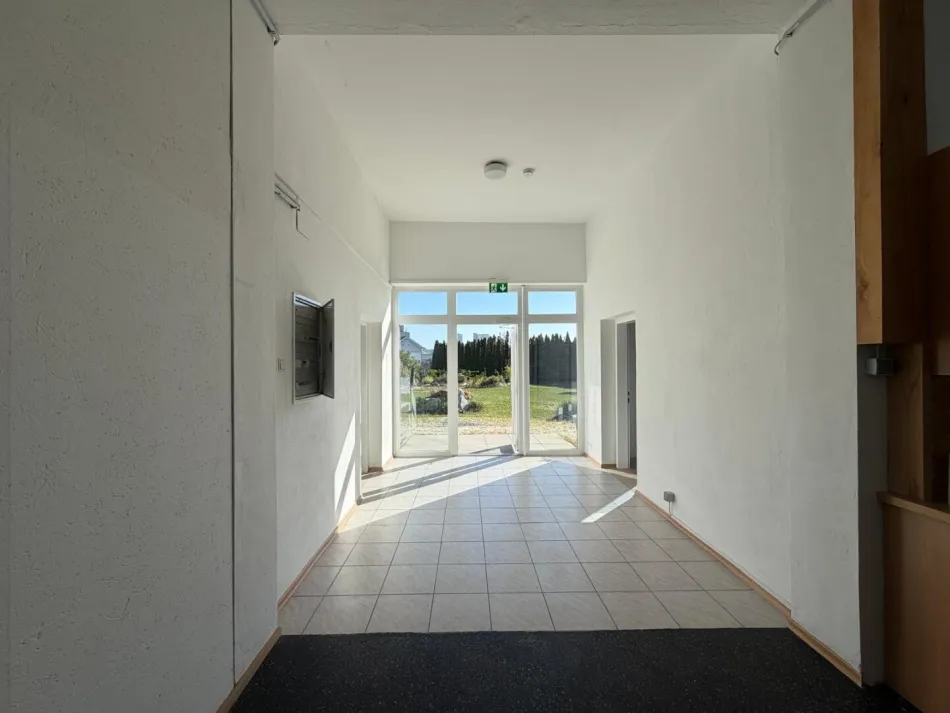 Büro- und Gewerbefläche mit 520 m² Nutzfläche in Hartberg zu vermieten - Bild