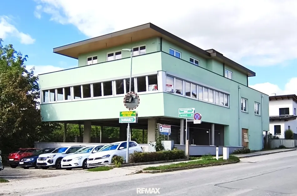 Top-Standort in Zwettl für Praxis, Büro und exklusives Wohnen - Titelbild