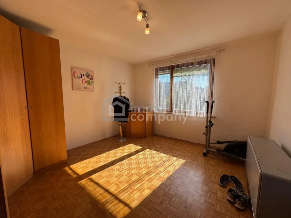 Wohnhaus in ruhiger Lage, Leoben-Waasen - Titelbild