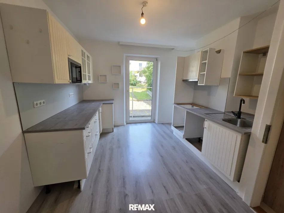 ***OPEN HOUSE, Freitag, 16. Oktober 2026 von 14 - 16 Uhr*** Viel Platz für Ihre Wohnideen – Reihenhaus mit Wohnungseigentum in Neumarkt - Bild