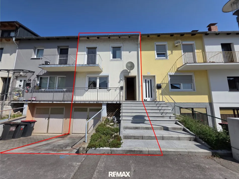 ***OPEN HOUSE, Freitag, 16. Oktober 2026 von 14 - 16 Uhr*** Viel Platz für Ihre Wohnideen – Reihenhaus mit Wohnungseigentum in Neumarkt - Titelbild