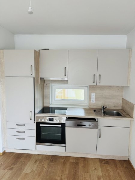 TRAUMHAFTE 2-Zimmer-Balkonwohnung in Lend mit herrlichem Balkon und Tiefgaragenparkplatz
