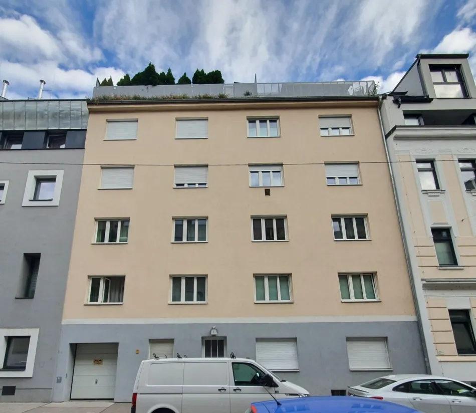 Sehr schön sanierte 2 Zimmer Kleinwohnung nähe Floridsdorfer Spitz - Titelbild