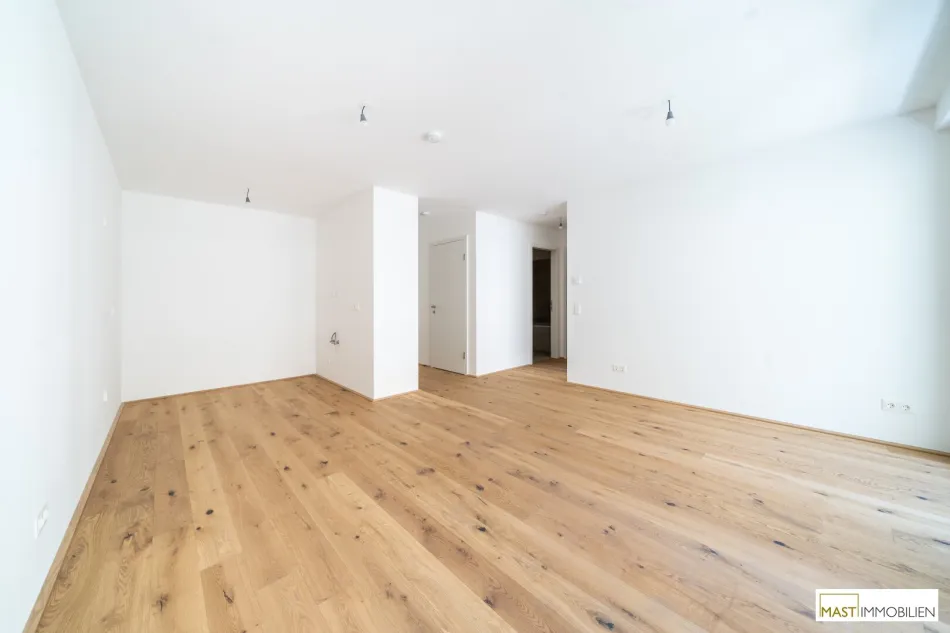 *Sofort Beziehbar* Helle 2-Zimmer Wohnung mit Loggia & Balkon im 4. Liftstock! - Bild